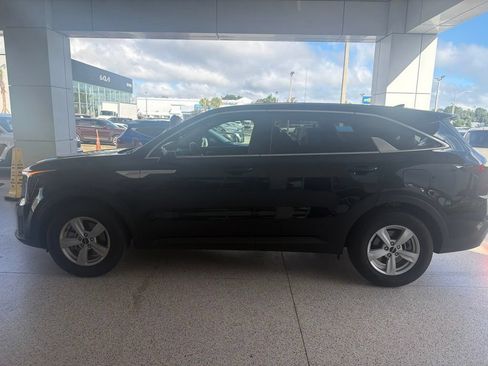 Used 2026 Kia Sorento LX FWD image 5
