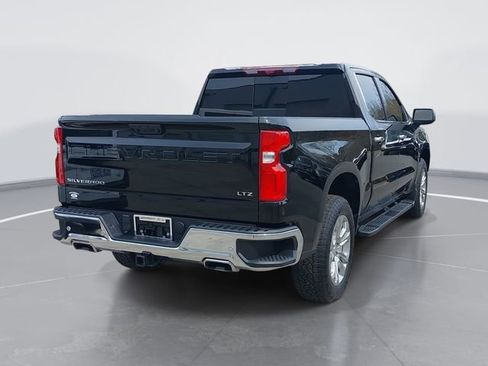 Used 2025 Chevrolet Silverado 1500 LTZ w/ Technology Package image 3