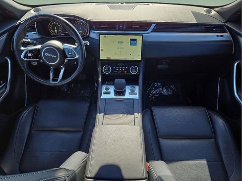 Used 2024 Jaguar F-PACE R-Dynamic S image 14