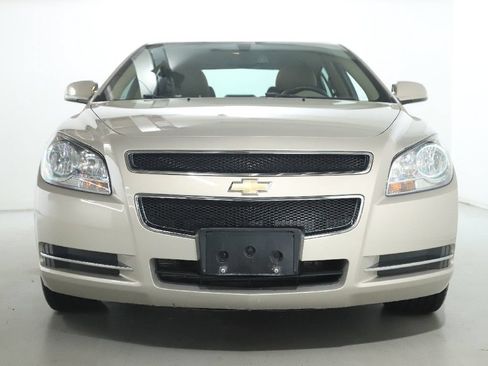 Used 2009 Chevrolet Malibu LT w/ HFV6 Engine Package FWD image 5