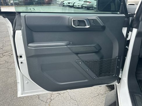 Used 2025 Ford Bronco Badlands AWD/4WD image 11