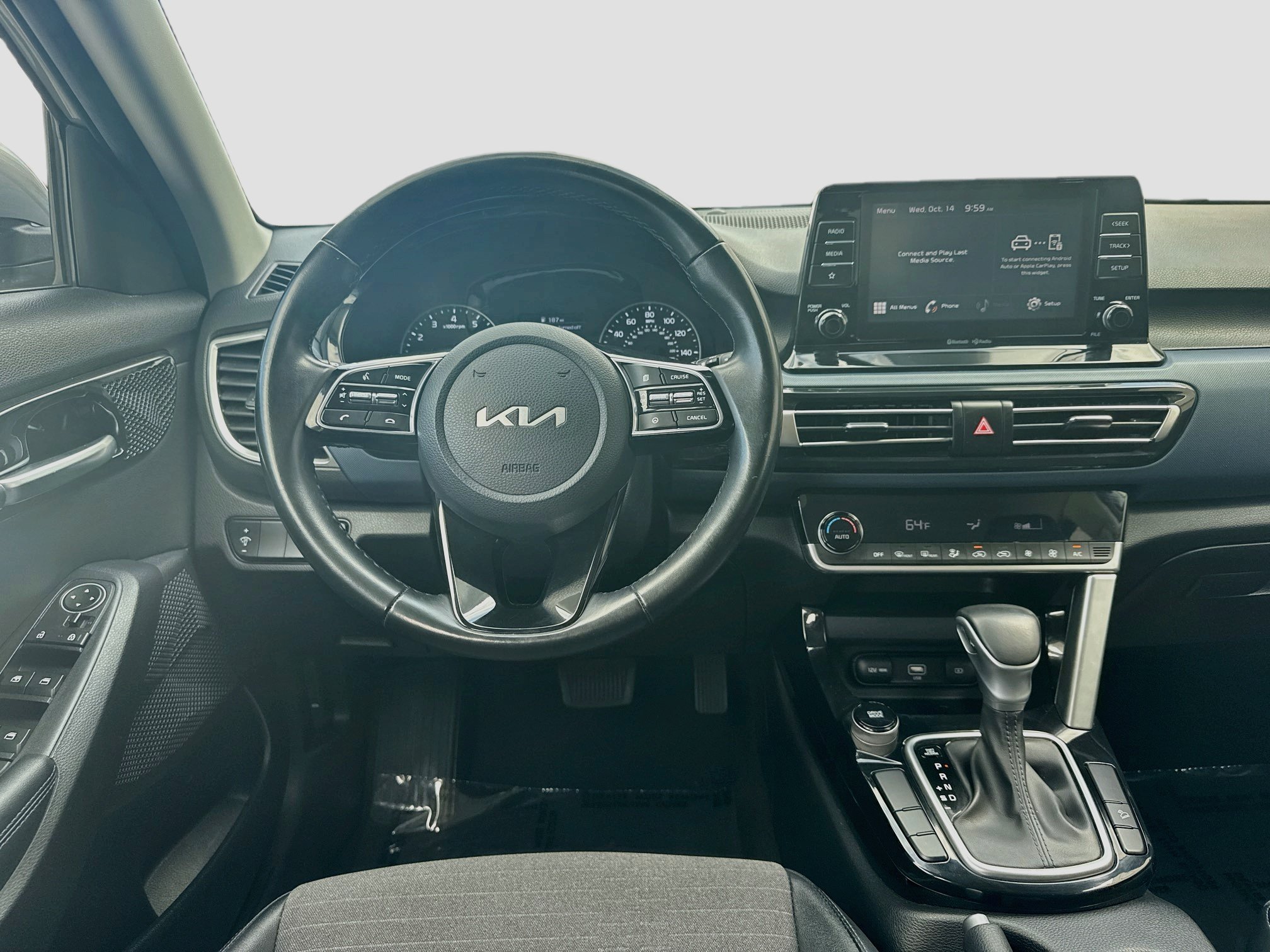 Used 2023 Kia Seltos S FWD image 18