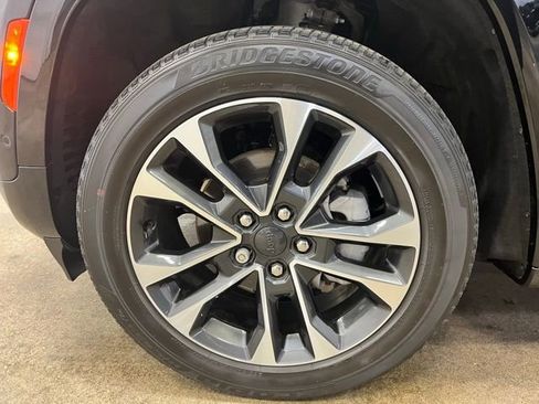 Used 2022 Jeep Grand Cherokee Overland image 30