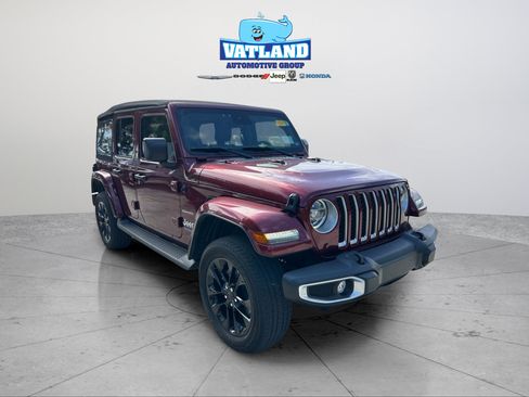 Certified 2021 Jeep Wrangler Unlimited Sahara w/ Safety Group AWD/4WD image 7