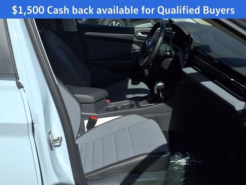 New 2025 Volkswagen Jetta SE image 20