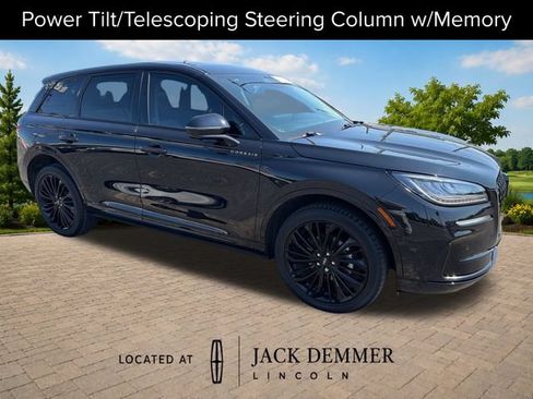Used 2024 Lincoln Corsair AWD w/ Equipment Group 101A image 9