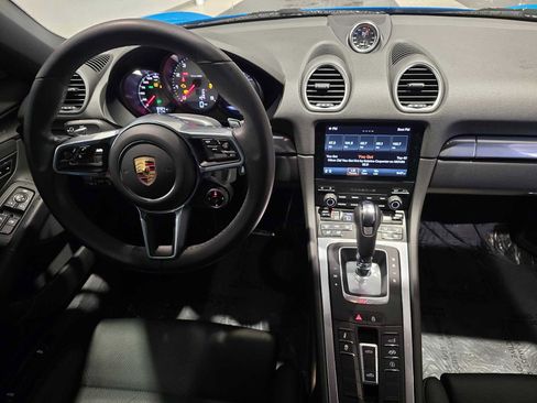 Used 2024 Porsche 718 Boxster S image 12