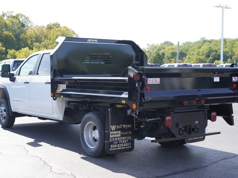 New 2025 GMC Sierra 3500 Pro w/ Convenience Package AWD/4WD image 7