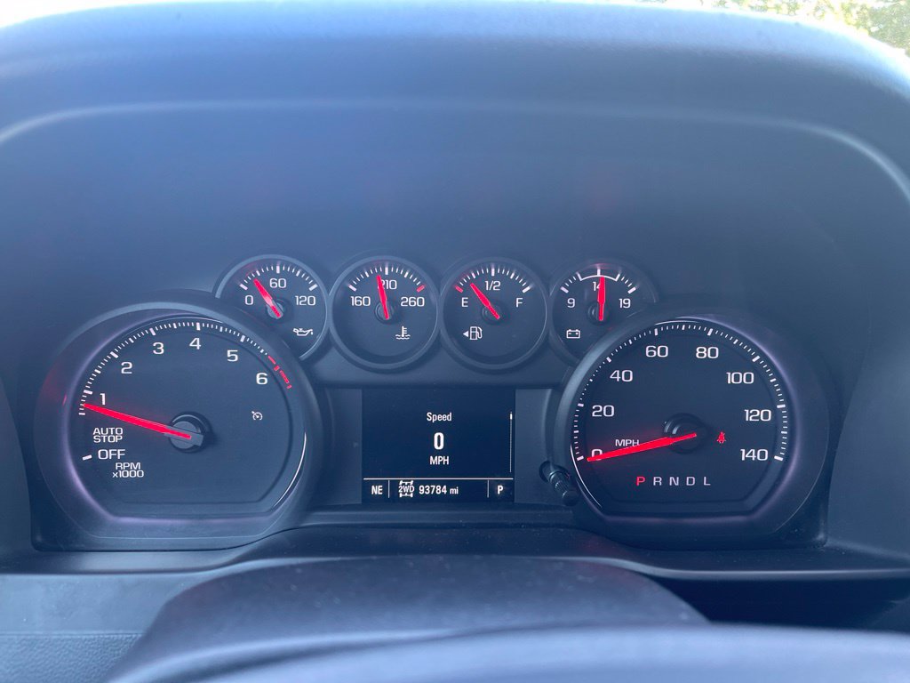 Used 2020 Chevrolet Silverado 1500 Custom w/ Custom Value Package AWD/4WD image 11