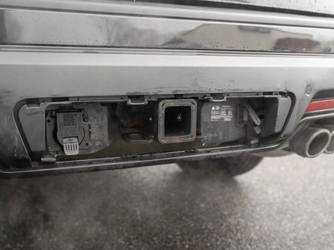 Used 2019 Ford Explorer Sport image 34