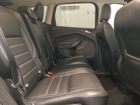 Used 2018 Ford Escape SEL image 19