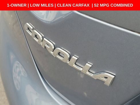 Used 2021 Toyota Corolla LE w/ Carpet Mat Package (TMS) FWD image 9