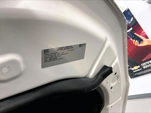 Used 2018 Chevrolet Trax LT w/ LT Convenience Package image 32