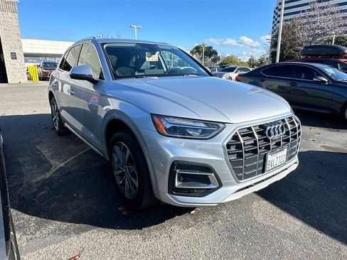 Used 2021 Audi Q5 2.0T Premium Plus w/ Premium Plus Package image 2