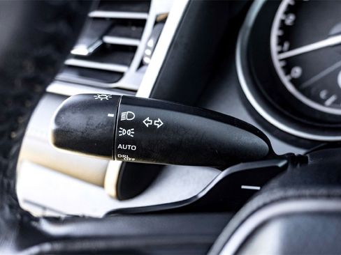 Used 2024 Toyota Camry SE image 19