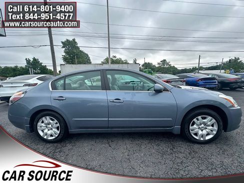 Used 2010 Nissan Altima 2.5 S FWD image 5