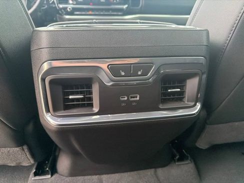 Used 2026 GMC Sierra 3500 SLT w/ SLT Convenience Package AWD/4WD image 24