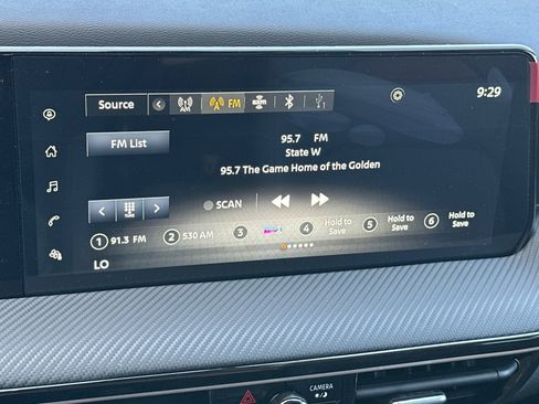 New 2025 Nissan Kicks SR image 15