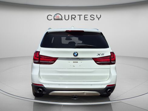Used 2017 BMW X5 xDrive35i AWD/4WD image 4