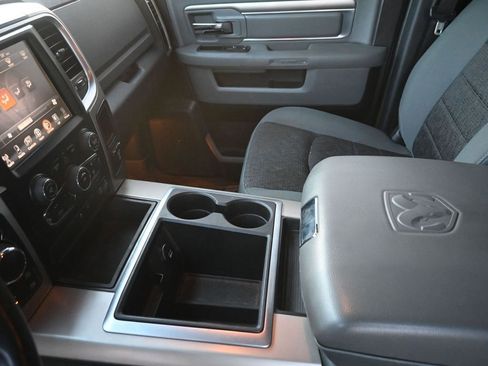 Used 2014 RAM 1500 Big Horn image 24