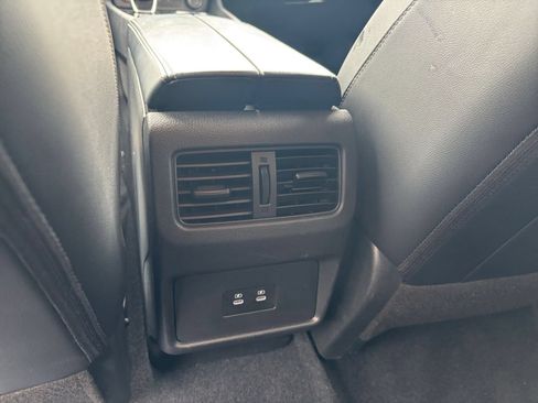 Used 2026 Nissan Rogue SL FWD image 24