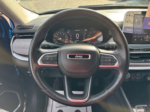 Used 2022 Jeep Compass Latitude w/ Convenience Group AWD/4WD image 17