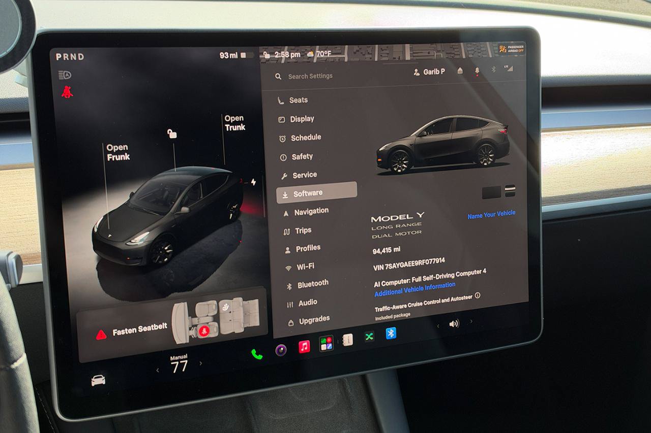 Used 2024 Tesla Model Y Long Range AWD/4WD image 12