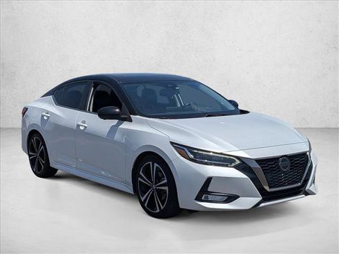 Used 2021 Nissan Sentra SR w/ SR Premium Package FWD image 3