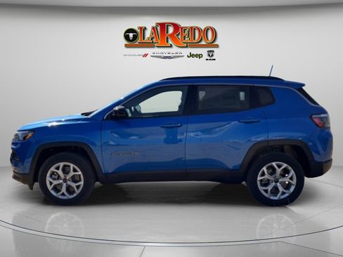 New 2026 Jeep Compass Latitude image 4