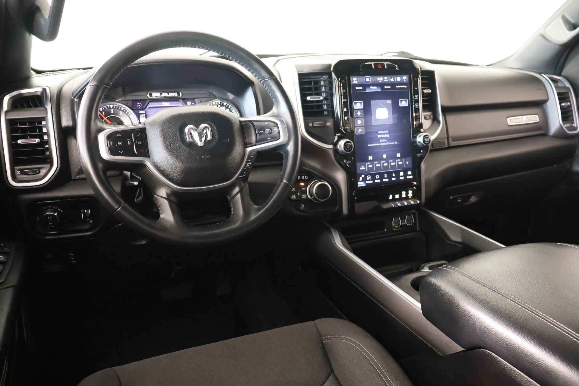 Used 2024 RAM 1500 Lone Star AWD/4WD image 2