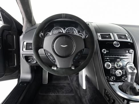 Used 2011 Aston Martin DBS Coupe RWD image 16