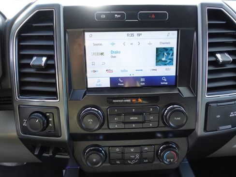 Used 2022 Ford F250 XLT image 40