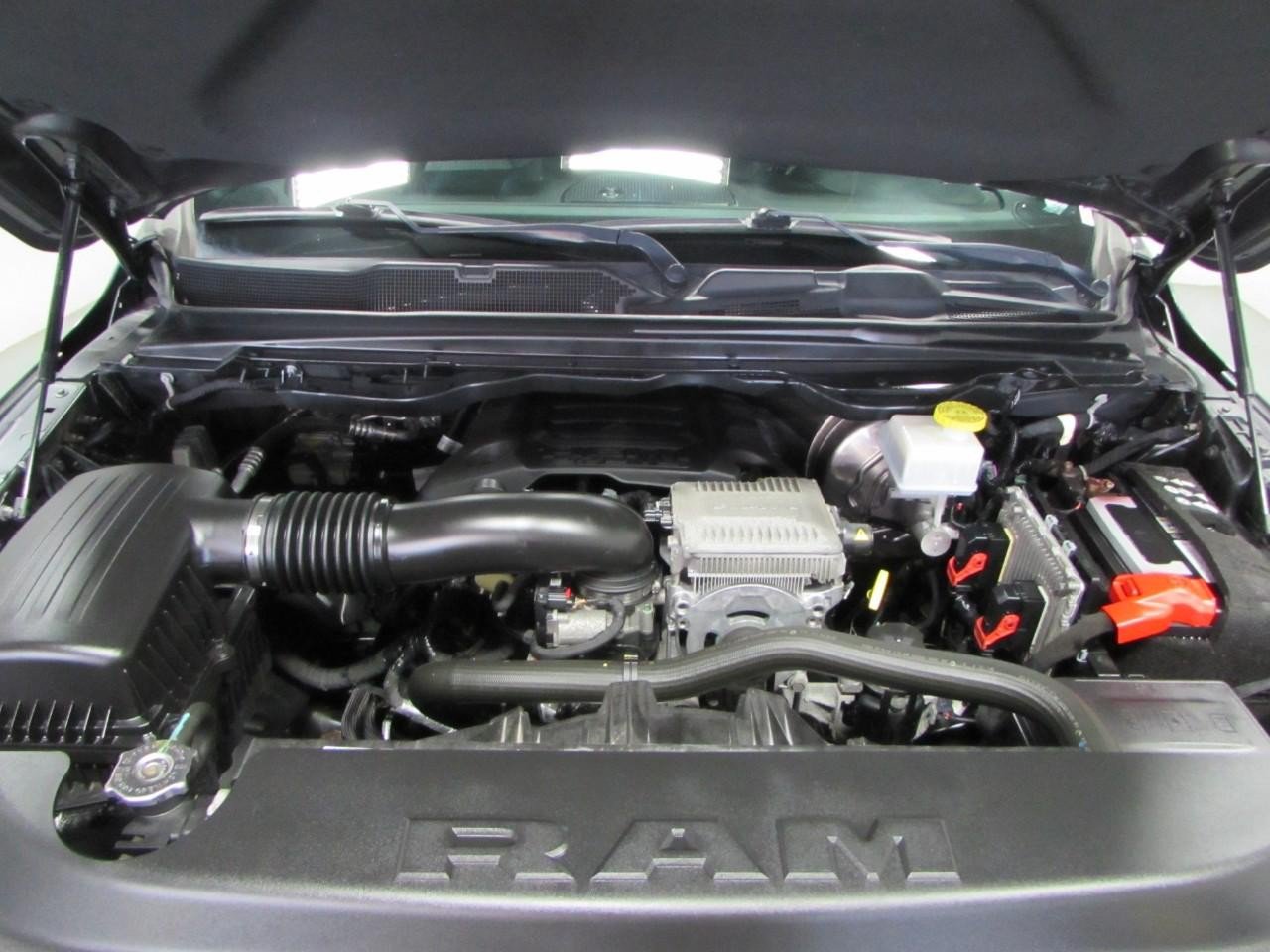 Used 2020 RAM 1500 Big Horn AWD/4WD image 10