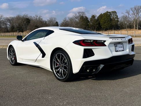Used 2025 Chevrolet Corvette Stingray Premium Cpe w/ Z51 Performance Package image 4