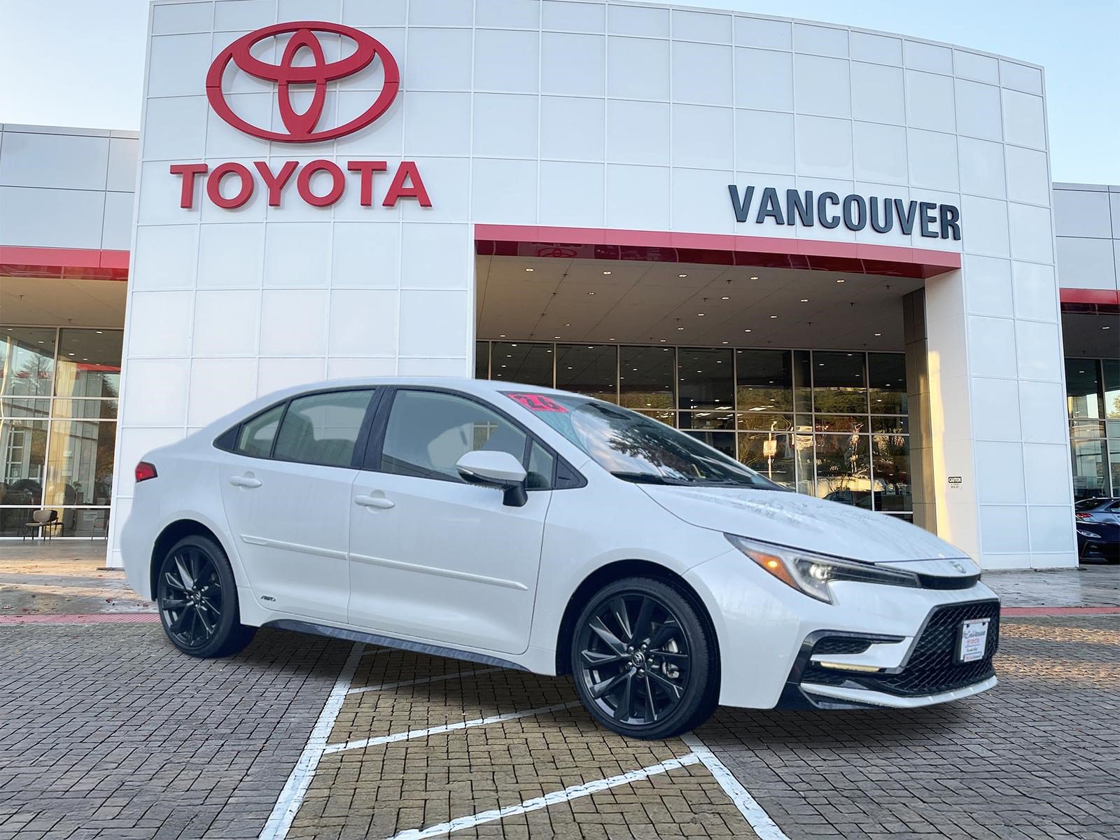 Used 2026 Toyota Corolla SE w/ SE Premium Package AWD/4WD 360° Tour