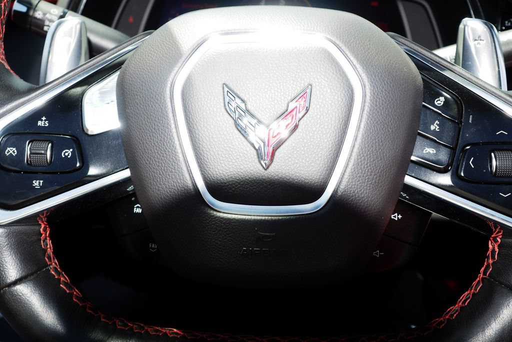 Used 2020 Chevrolet Corvette Stingray Preferred Cpe w/ 2LT Preferred Equipment Group RWD image 31