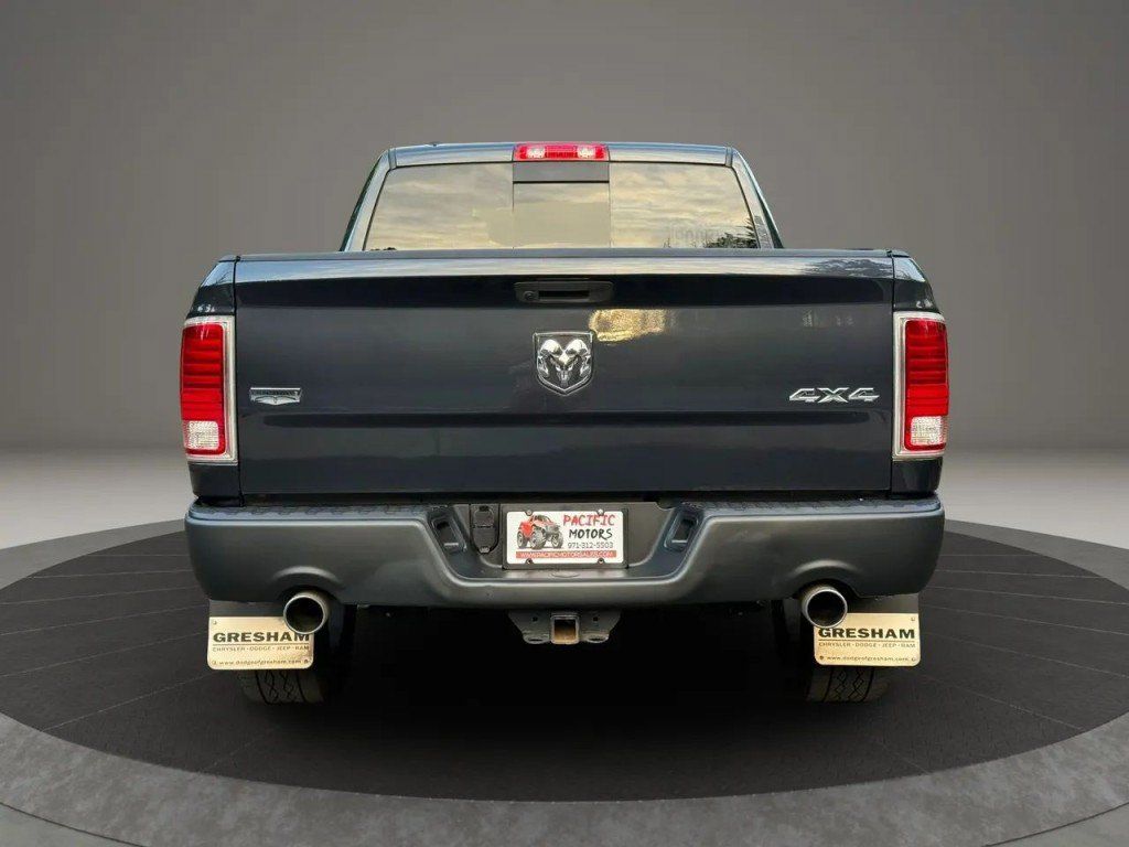 Used 2019 RAM 1500 Laramie AWD/4WD image 7