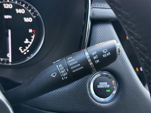 New 2025 Cadillac XT6 Luxury image 26