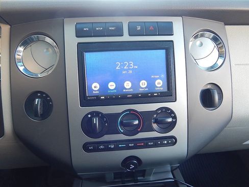 Used 2014 Ford Expedition EL XLT w/ Leather Seating Package image 17