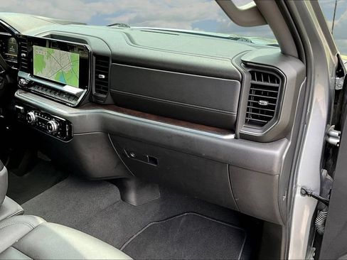 Used 2026 GMC Sierra 1500 SLT AWD/4WD image 29
