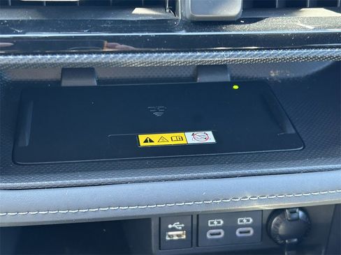 Used 2024 Toyota Highlander XSE image 34