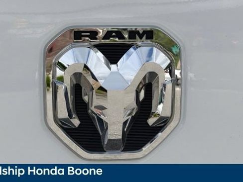 Used 2024 RAM 2500 Laramie w/ Safety Group AWD/4WD image 15