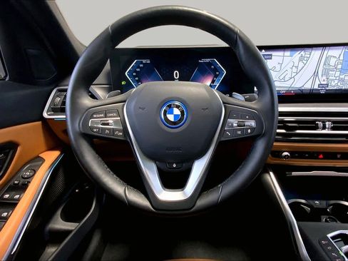 Used 2023 BMW 330e xDrive w/ Premium Package AWD/4WD image 5