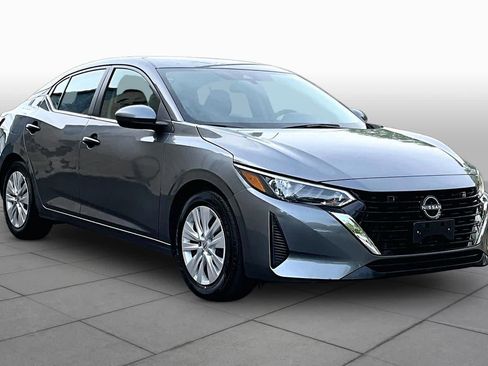 Used 2024 Nissan Sentra S image 3