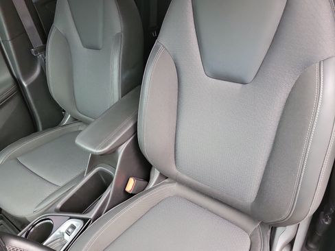 Used 2024 Buick Encore GX Preferred w/ Advanced Technology Package FWD image 11