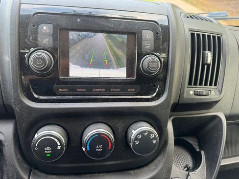 Used 2018 RAM ProMaster 2500 FWD image 17