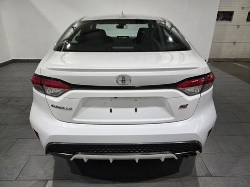 Used 2022 Toyota Corolla SE image 4