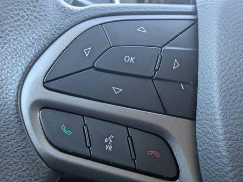 Used 2020 Jeep Cherokee Latitude image 26