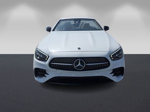 Used 2022 Mercedes-Benz E 450 Cabriolet image 2