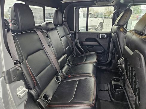 Used 2020 Jeep Gladiator Rubicon image 39